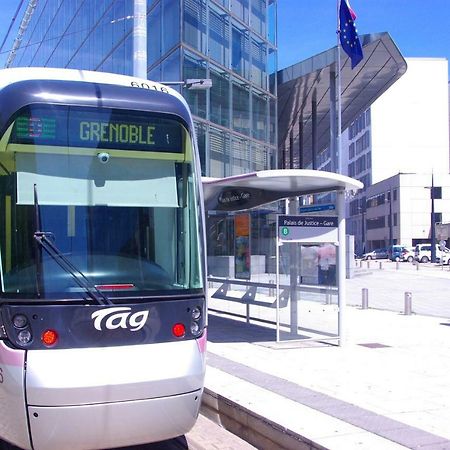 Apartmán Rent4Night Grenoble Europole Exteriér fotografie